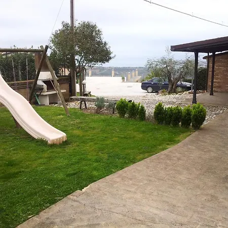 בית חווה Casa Degli Archi Lapedona